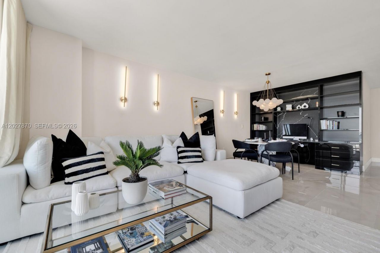 90 Alton Rd, Unit 2207, Miami Beach, FL 33139 Photo