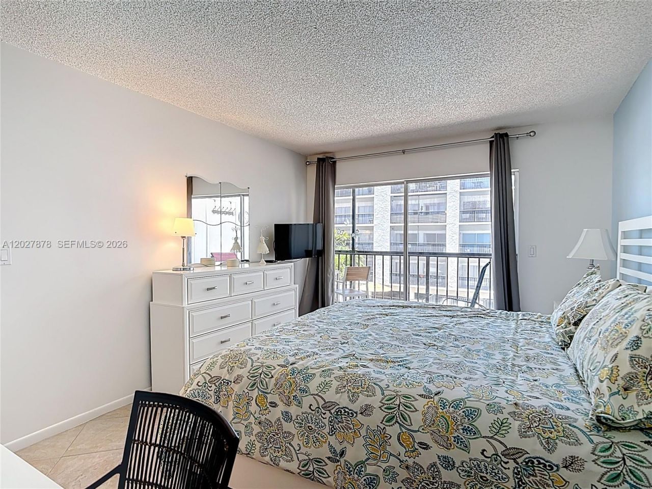 201 178th Dr , Unit 315, Sunny Isles Beach, FL 33160 Photo