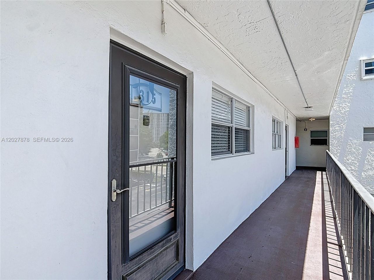 201 178th Dr , Unit 315, Sunny Isles Beach, FL 33160 Photo