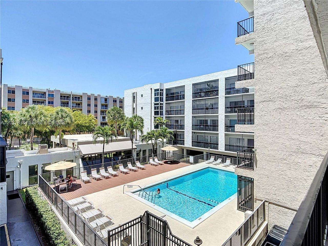 201 178th Dr , Unit 315, Sunny Isles Beach, FL 33160 Photo