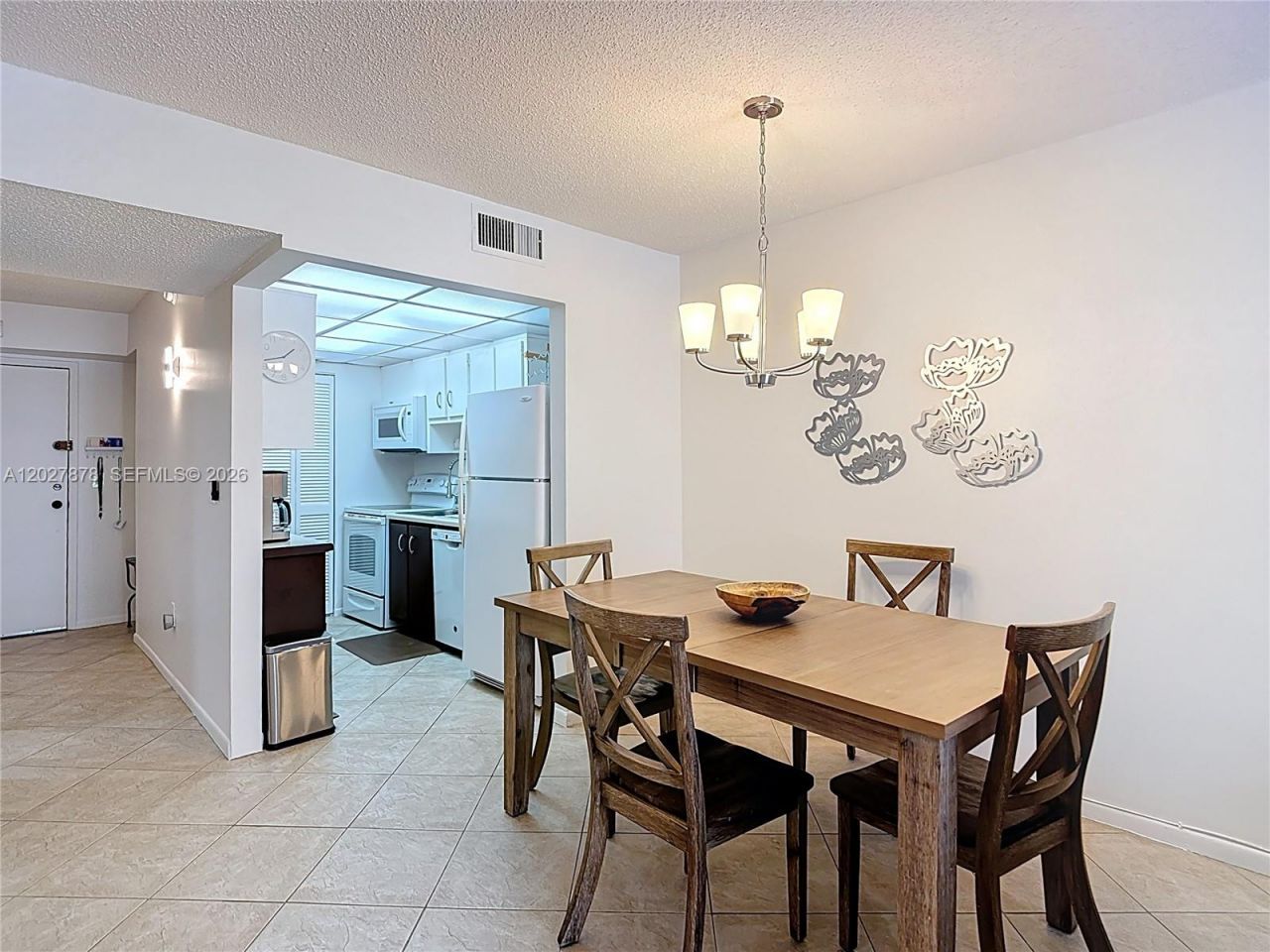 201 178th Dr , Unit 315, Sunny Isles Beach, FL 33160 Photo