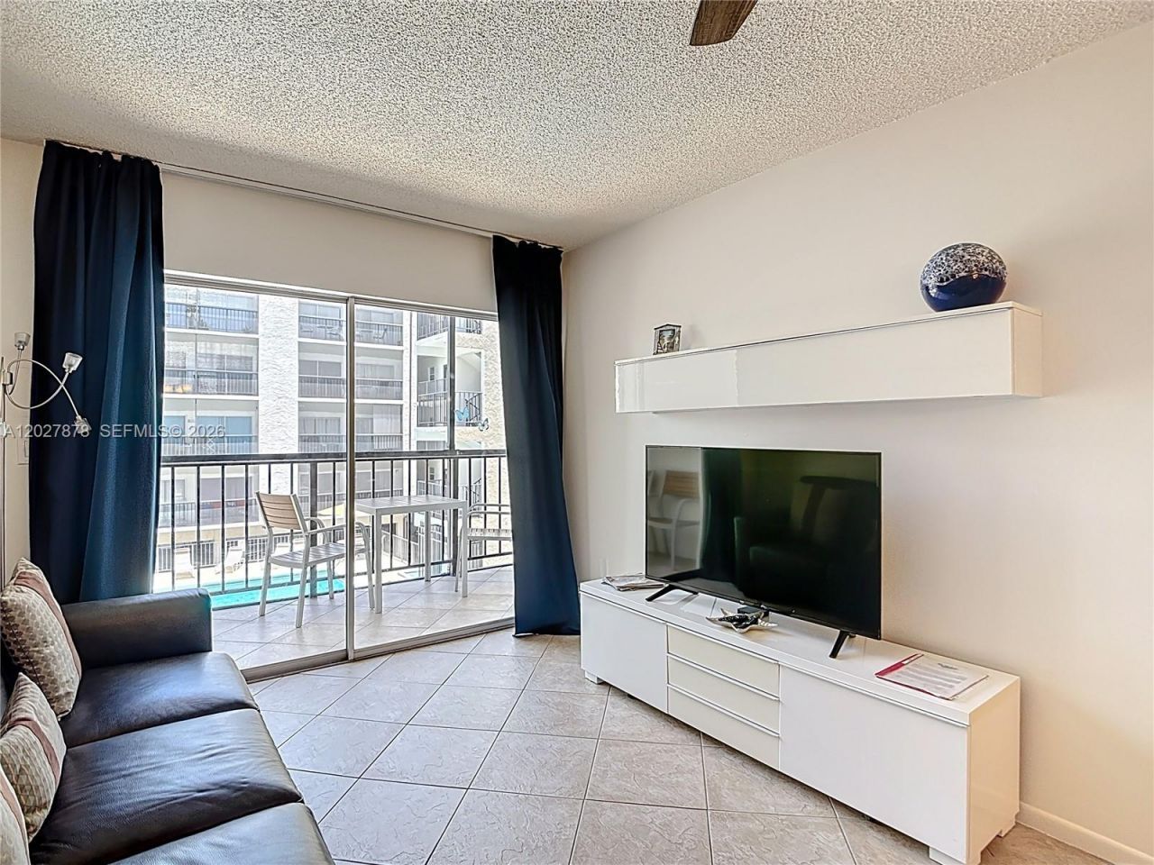 201 178th Dr , Unit 315, Sunny Isles Beach, FL 33160 Photo