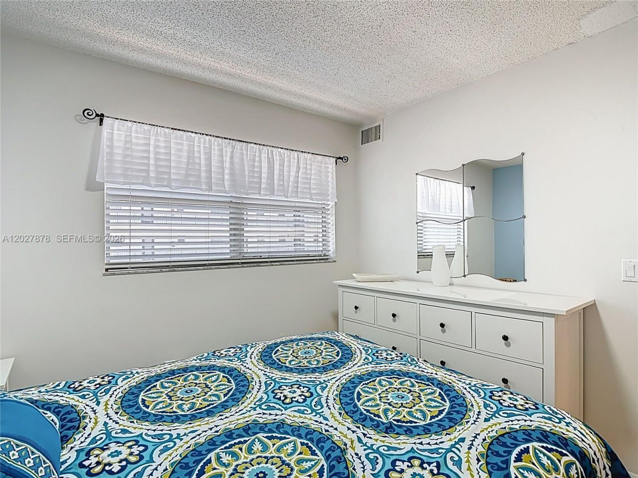 201 178th Dr , Unit 315, Sunny Isles Beach, FL 33160 Photo