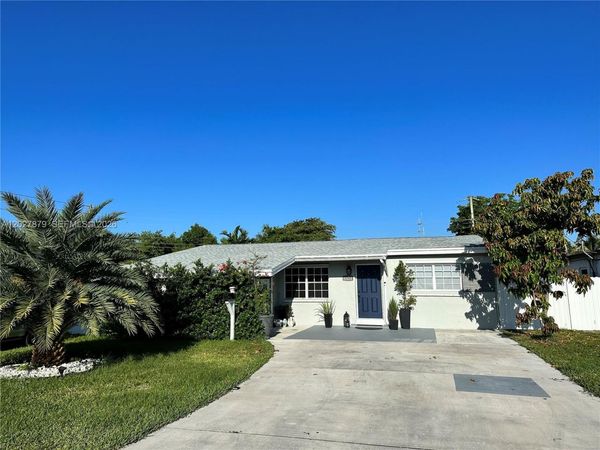 3240 SW 66th Ter , Miramar, FL 33023