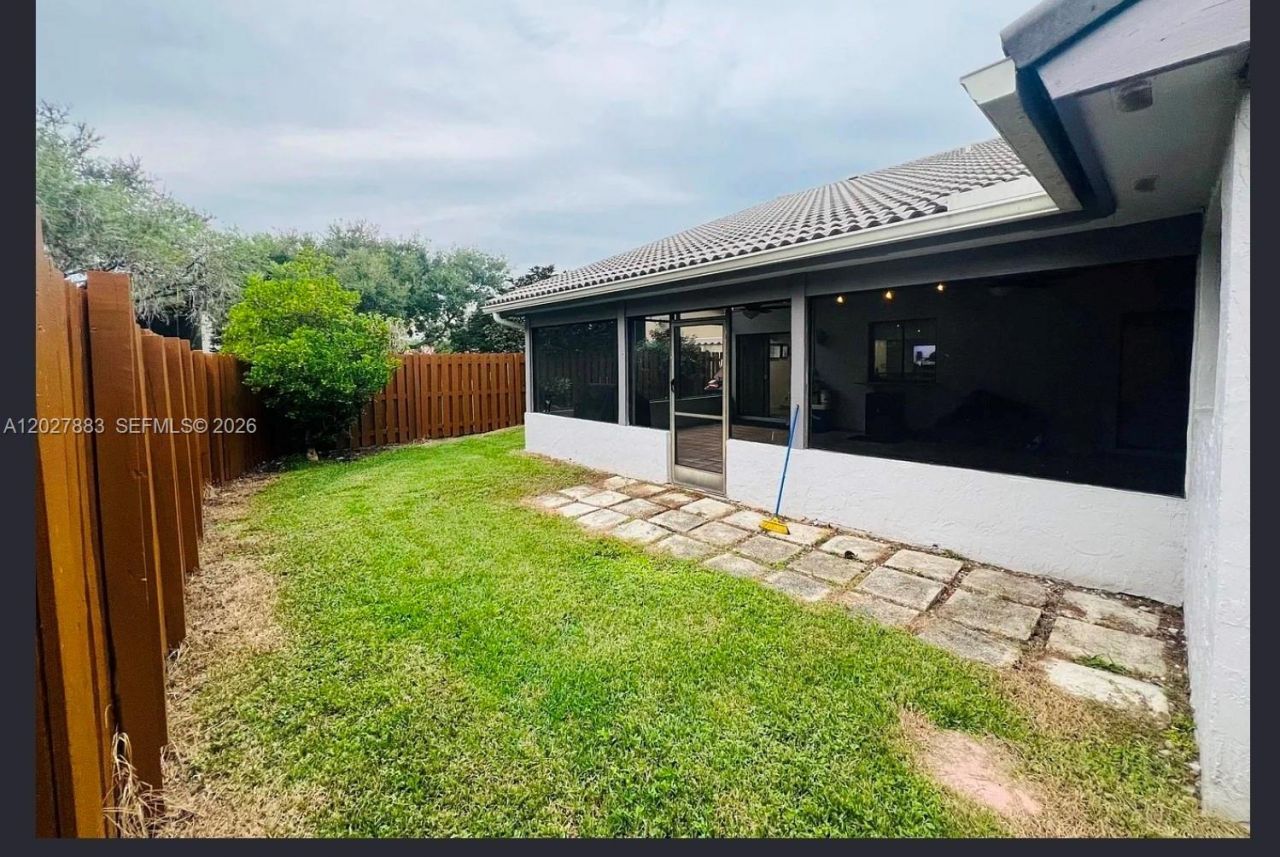 1960 Sacramento , Unit 1960, Weston, FL 33326 Photo