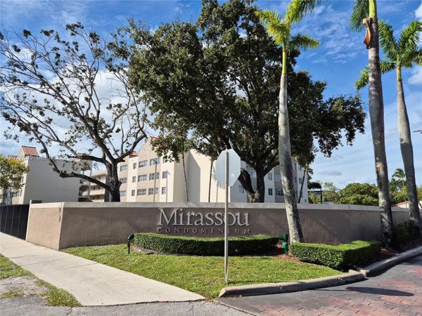 6045 NW 186th St , Unit 308, Hialeah, FL 33015