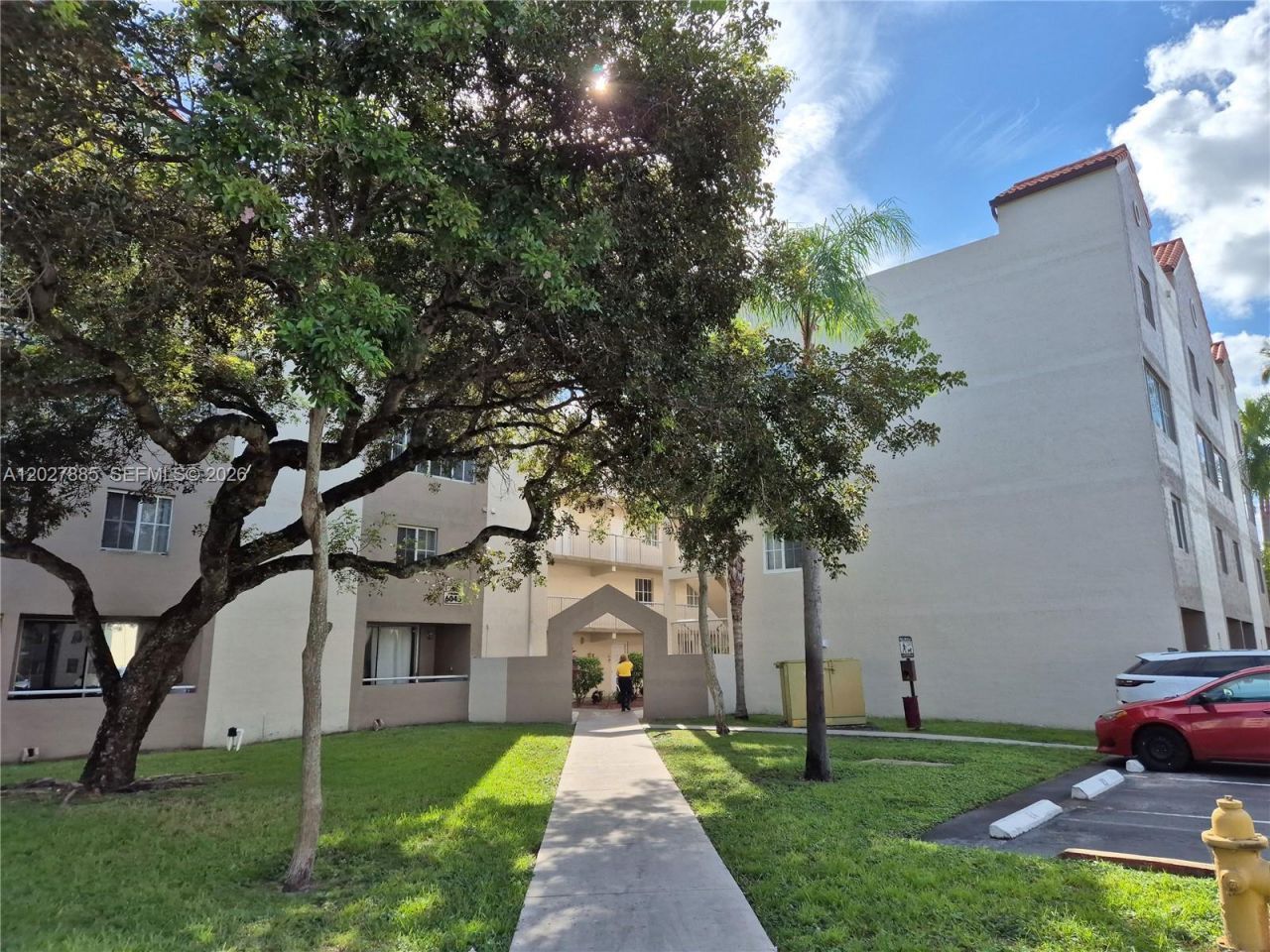 6045 NW 186th St , Unit 308, Hialeah, FL 33015 Photo