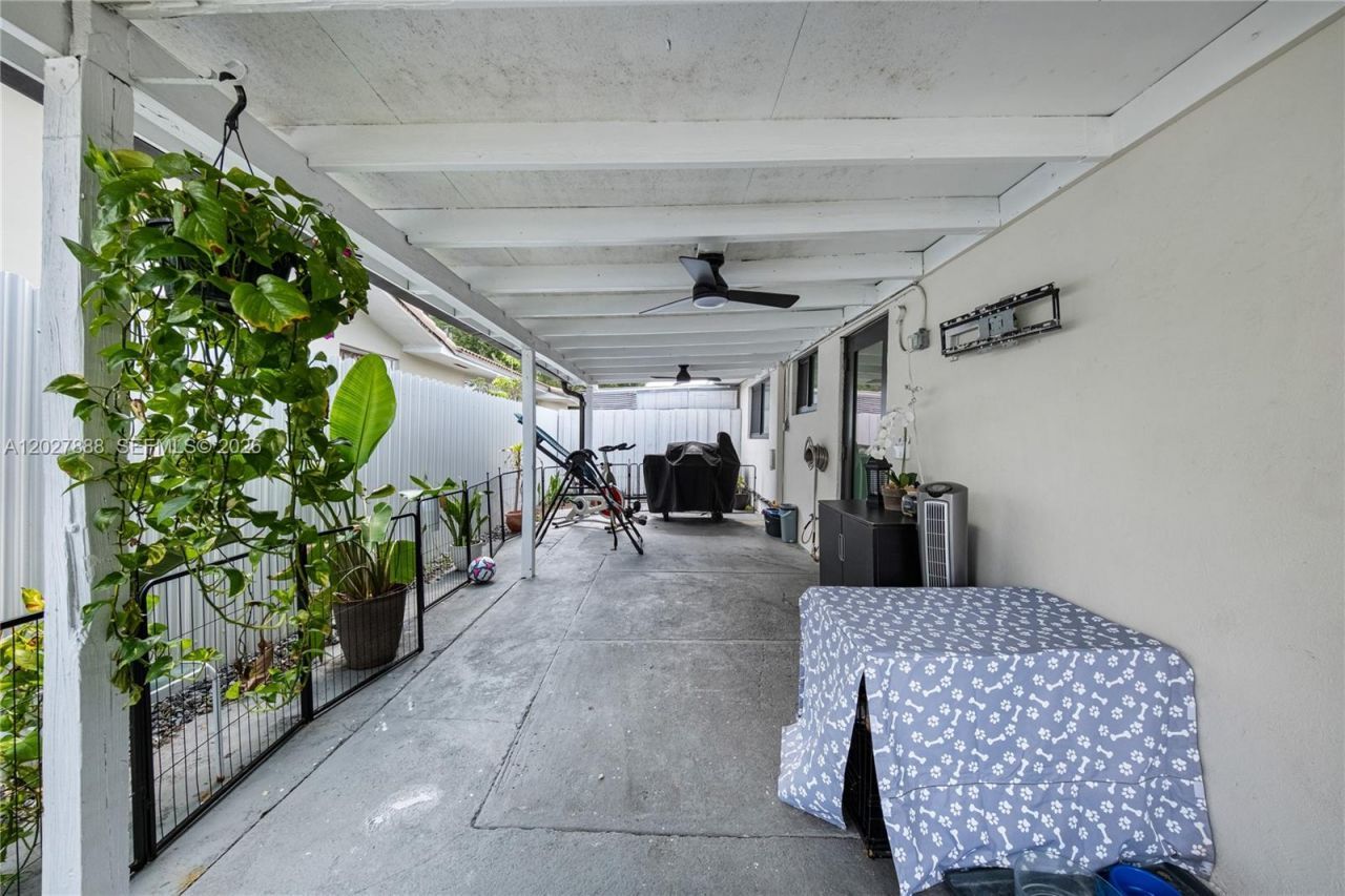 30 NW 56th Ct , Unit 32, Miami, FL 33126 Photo