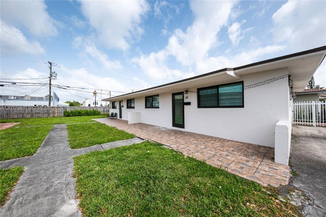 30 NW 56th Ct , Unit 32, Miami, FL 33126 Photo