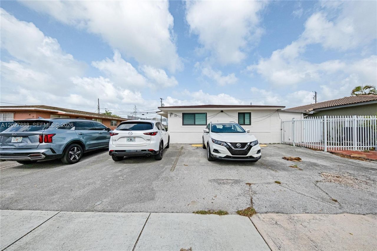 30 NW 56th Ct , Unit 32, Miami, FL 33126 Photo