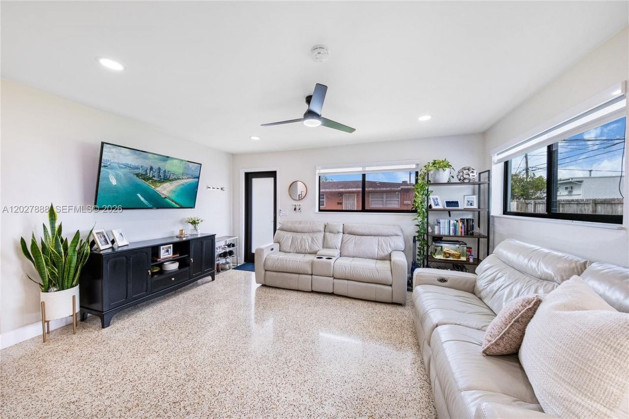 30 NW 56th Ct , Unit 32, Miami, FL 33126 Photo