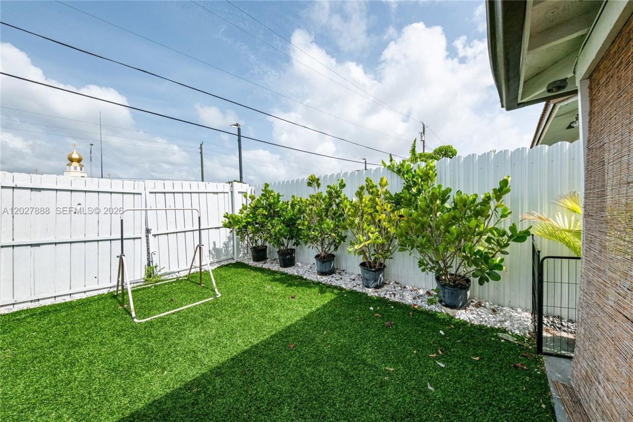 30 NW 56th Ct , Unit 32, Miami, FL 33126 Photo