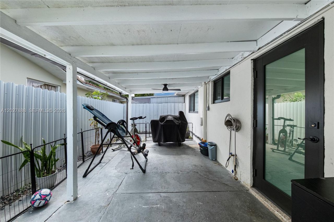 30 NW 56th Ct , Unit 32, Miami, FL 33126 Photo