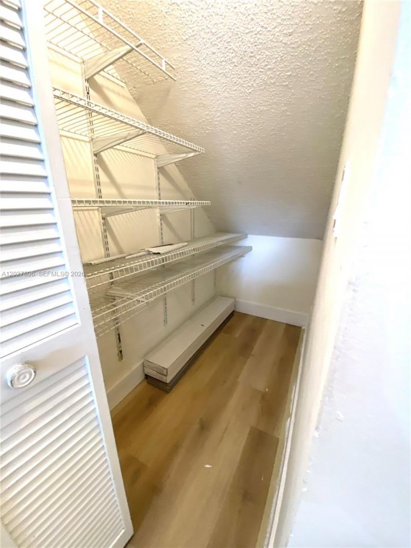 2212 W 74th St , Unit 101-28, Hialeah, FL 33016 Photo