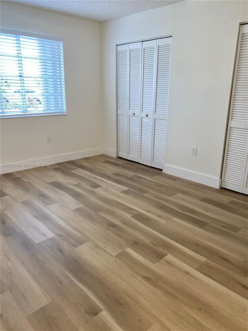 2212 W 74th St , Unit 101-28, Hialeah, FL 33016 Photo