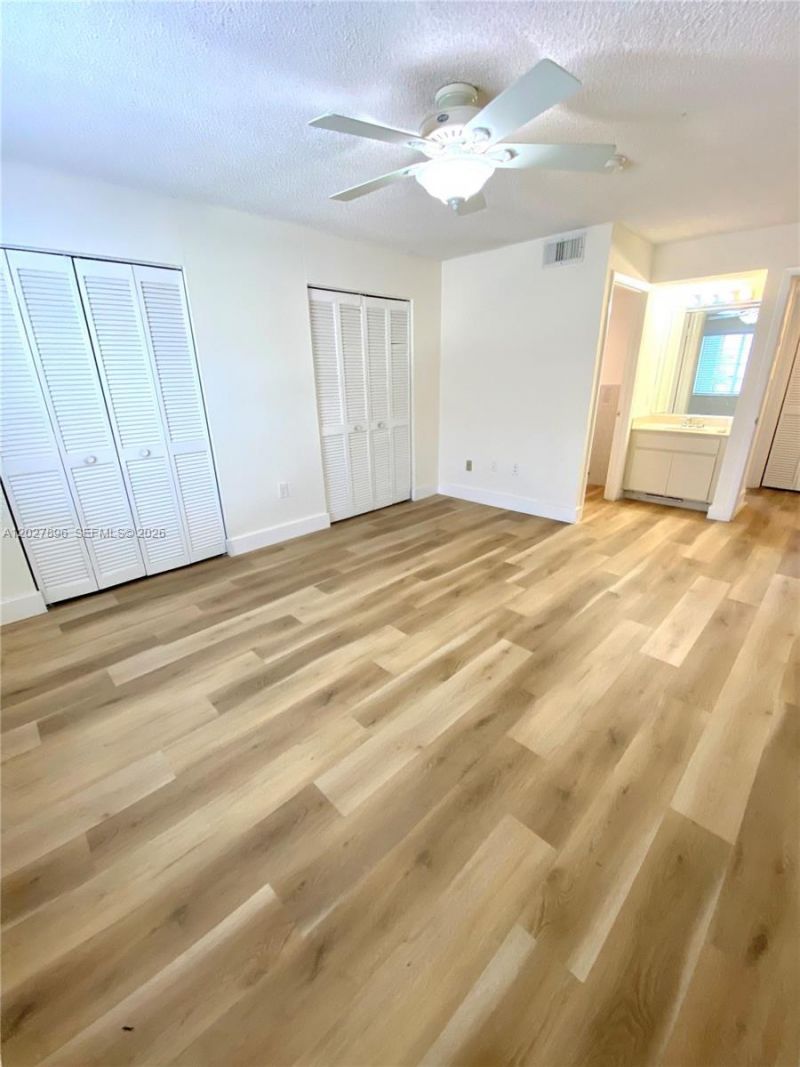 2212 W 74th St , Unit 101-28, Hialeah, FL 33016 Photo