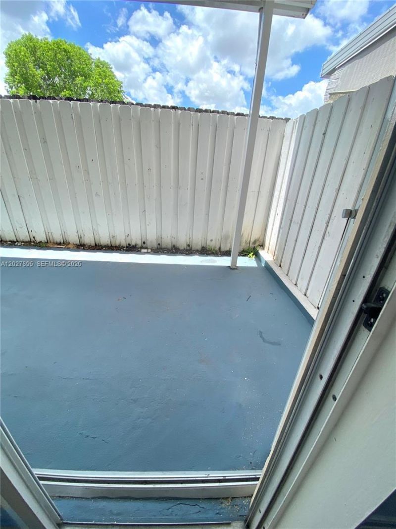 2212 W 74th St , Unit 101-28, Hialeah, FL 33016 Photo