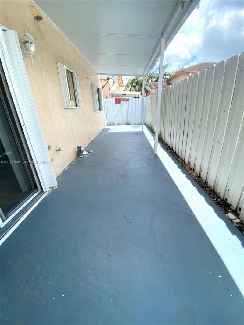 2212 W 74th St , Unit 101-28, Hialeah, FL 33016 Photo