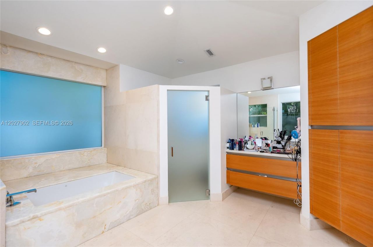 3216 Huntington , Unit 3216, Weston, FL 33332 Photo