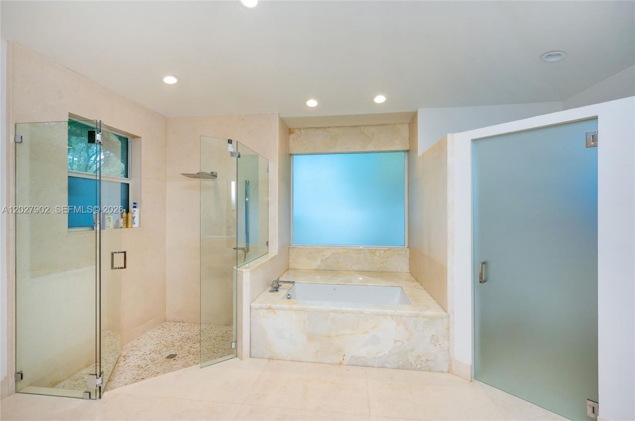 3216 Huntington , Unit 3216, Weston, FL 33332 Photo