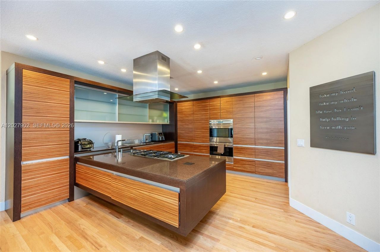 3216 Huntington , Unit 3216, Weston, FL 33332 Photo