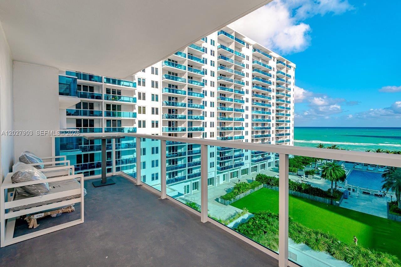 2301 Collins Ave , Unit 739, Miami Beach, FL 33139 Photo