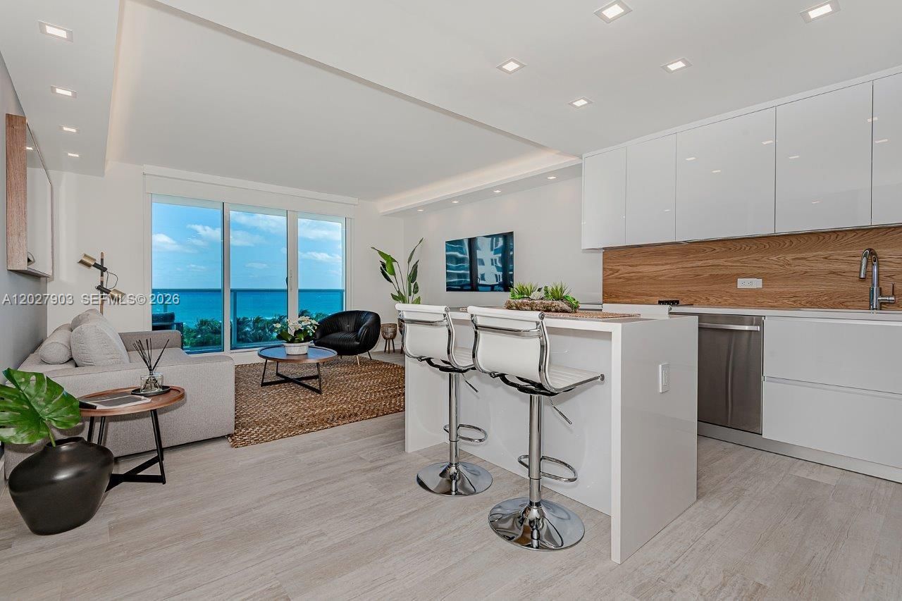 2301 Collins Ave , Unit 739, Miami Beach, FL 33139 Photo