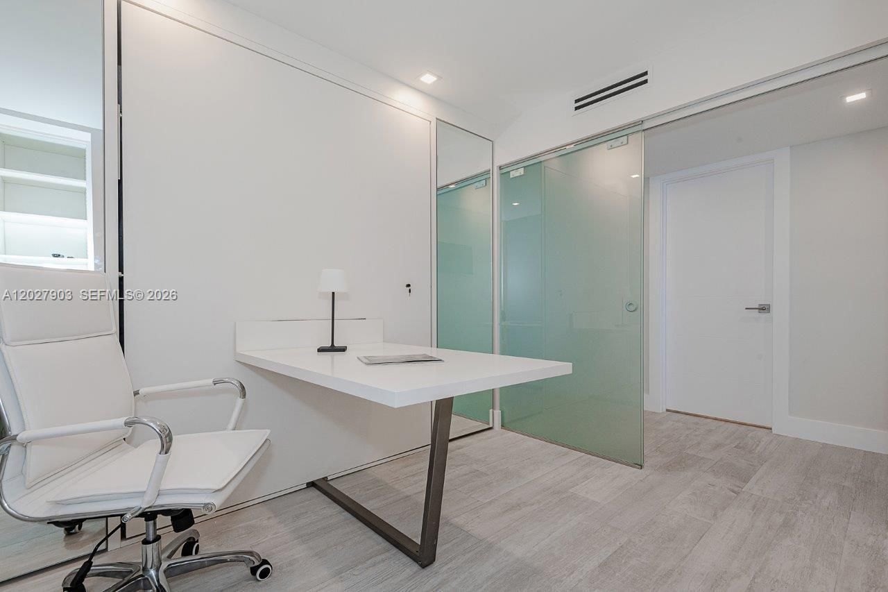 2301 Collins Ave , Unit 739, Miami Beach, FL 33139 Photo