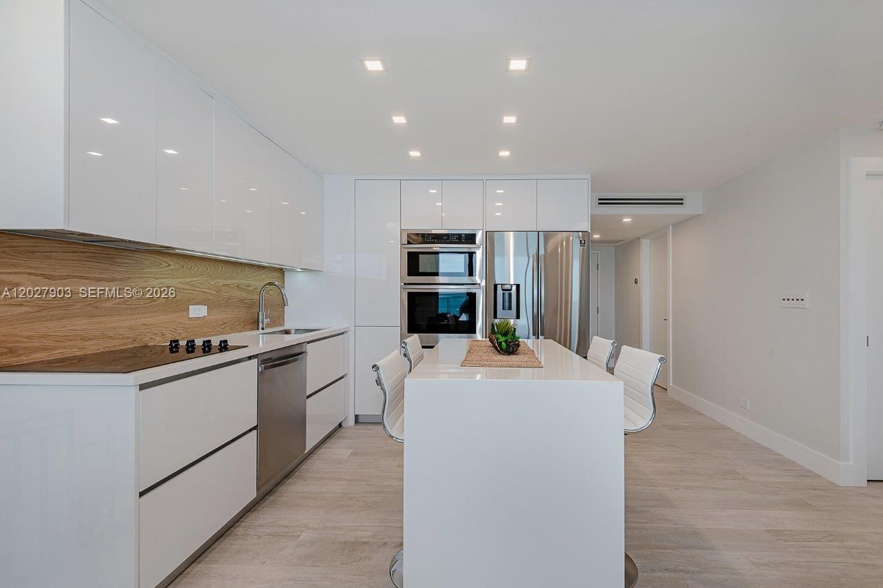 2301 Collins Ave , Unit 739, Miami Beach, FL 33139 Photo
