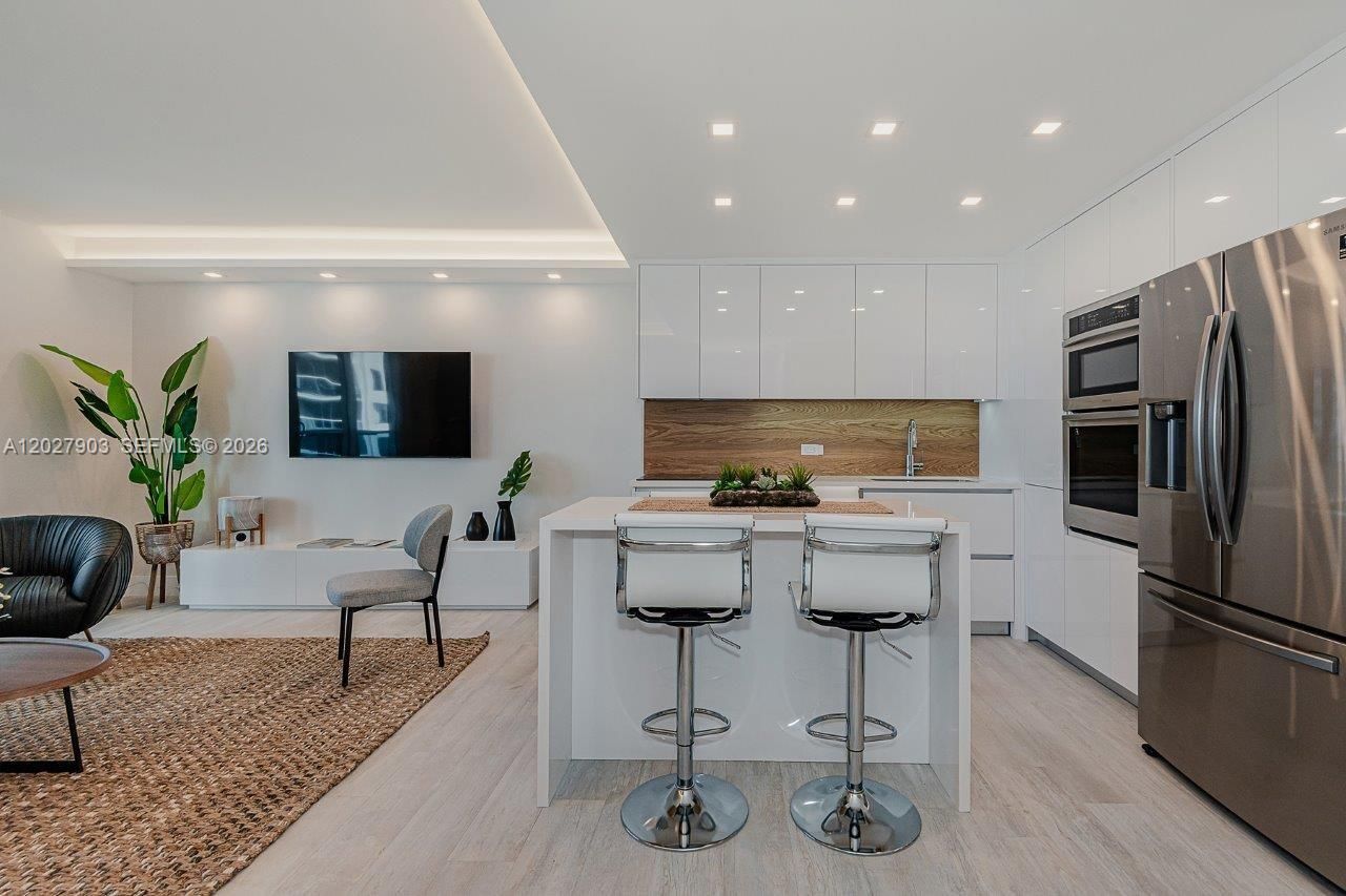 2301 Collins Ave , Unit 739, Miami Beach, FL 33139 Photo