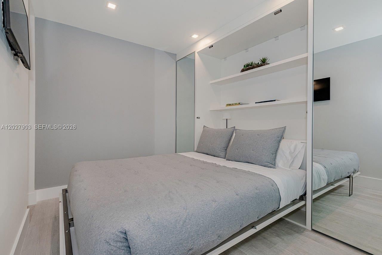 2301 Collins Ave , Unit 739, Miami Beach, FL 33139 Photo