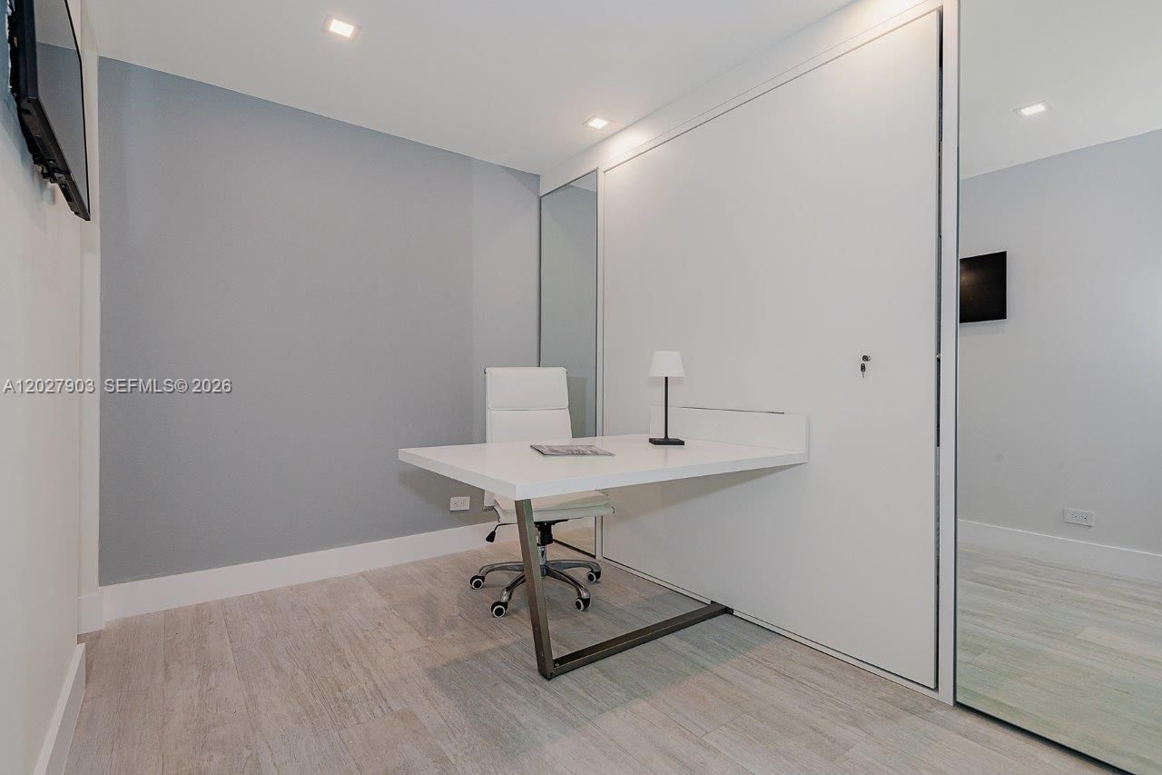 2301 Collins Ave , Unit 739, Miami Beach, FL 33139 Photo