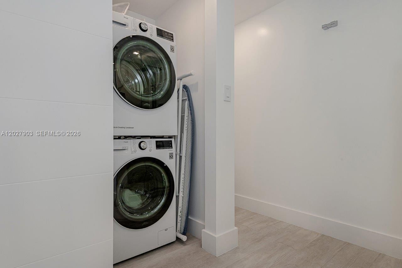 2301 Collins Ave , Unit 739, Miami Beach, FL 33139 Photo