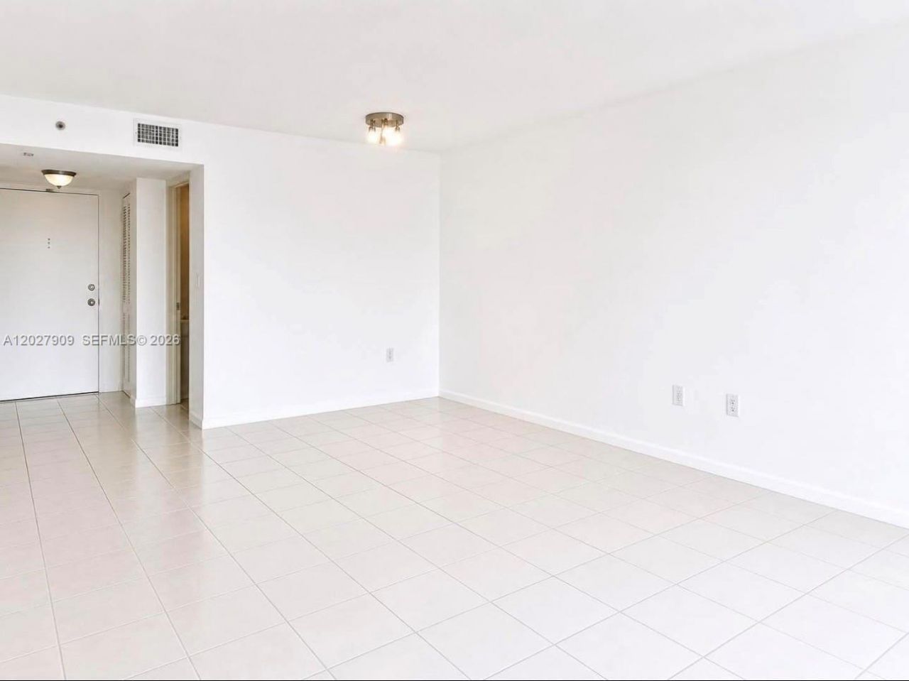 210 174th St , Unit 716, Sunny Isles Beach, FL 33160 Photo