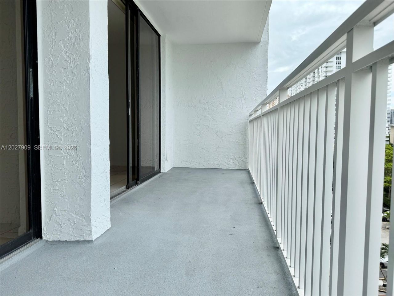 210 174th St , Unit 716, Sunny Isles Beach, FL 33160 Photo