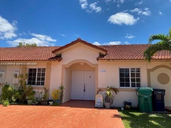 5841 SW 162nd Ct , Unit 5841, Miami, FL 33193