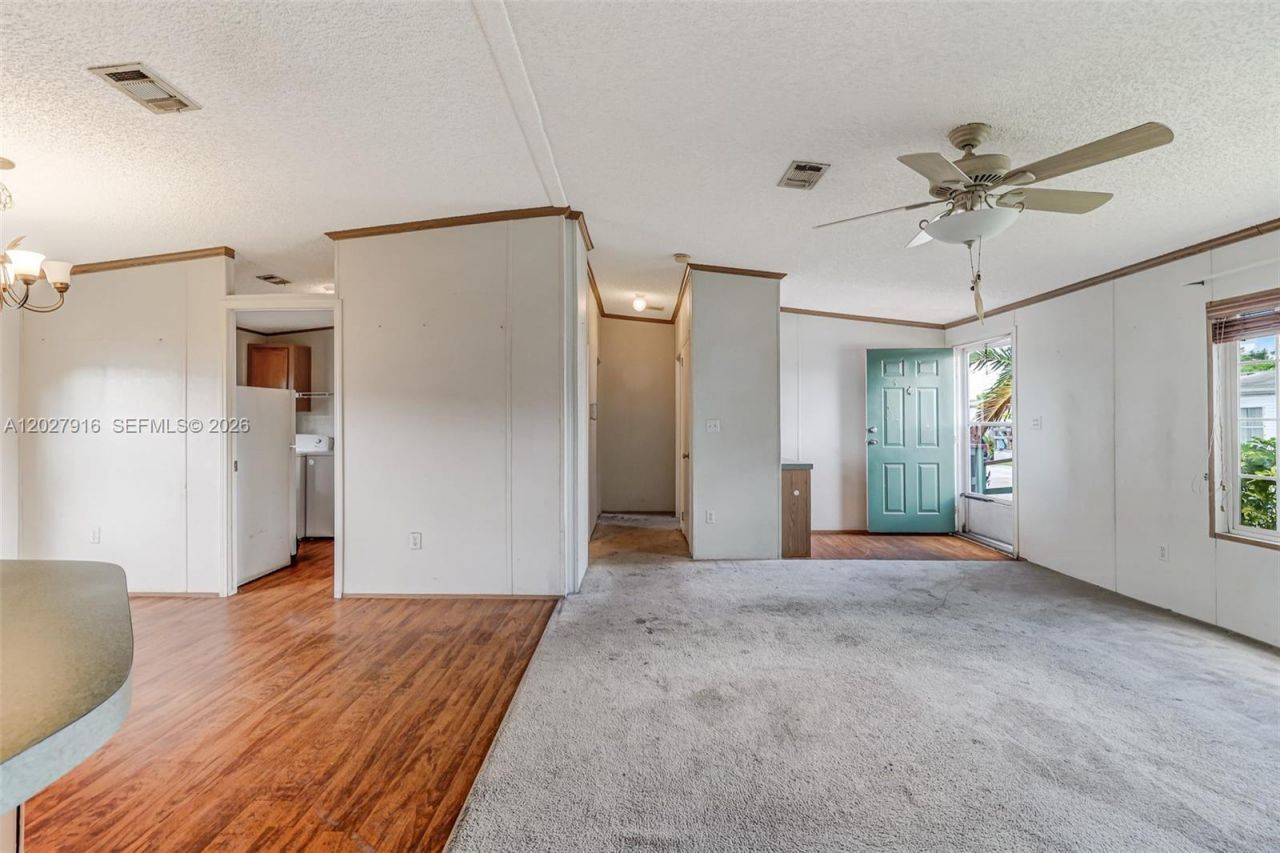 19800 SW 180 Avenue #524 , Miami, FL 33187 Photo
