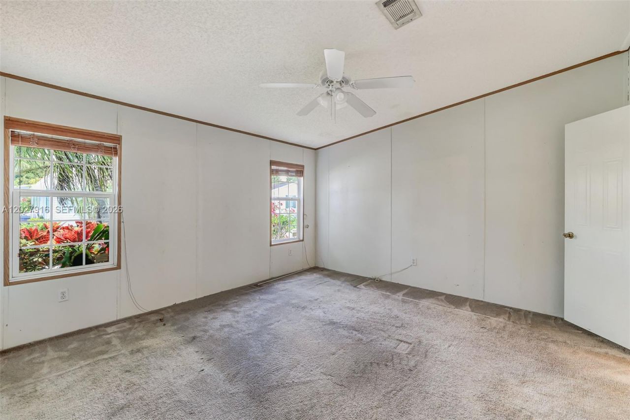 19800 SW 180 Avenue #524 , Miami, FL 33187 Photo