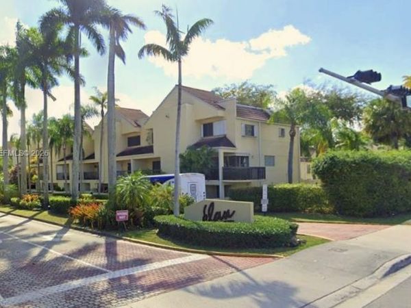 8879 SW 131st Ct, Unit 210, Miami, FL 33186
