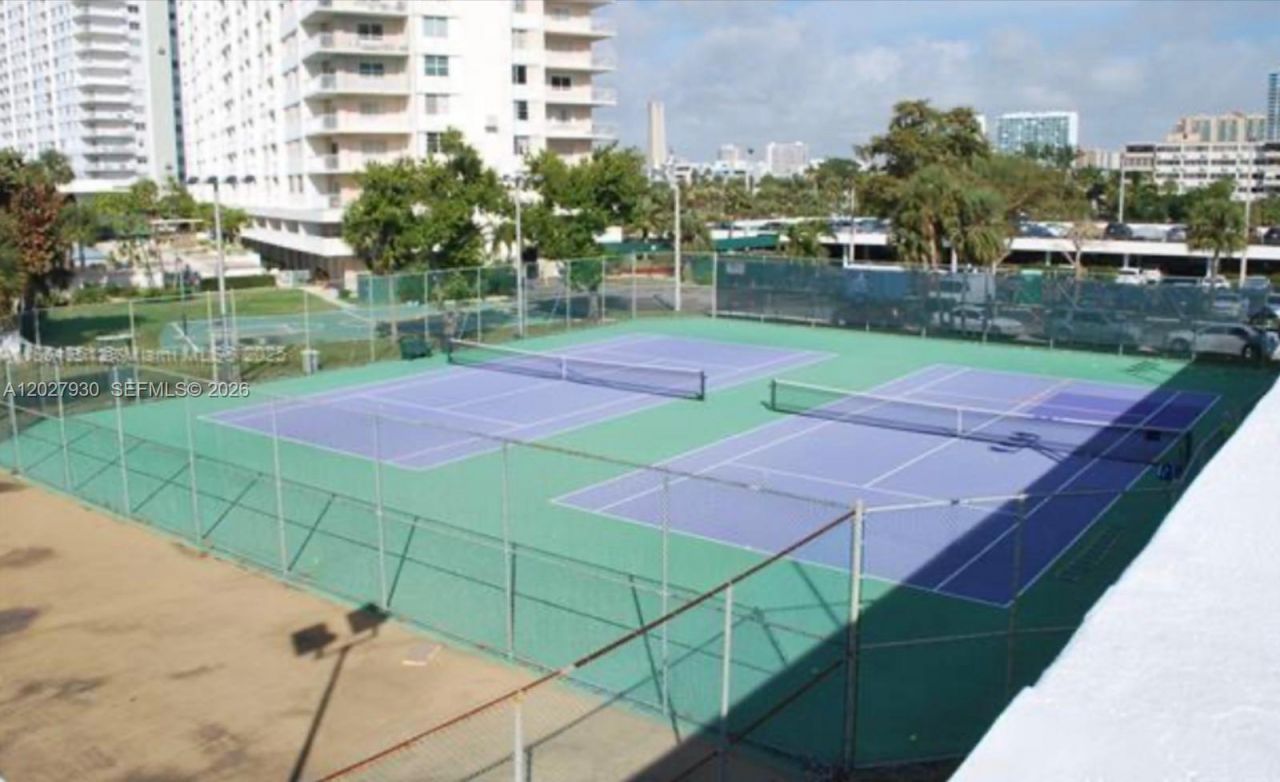 100 Bayview Dr , Unit 2014, Sunny Isles Beach, FL 33160 Photo