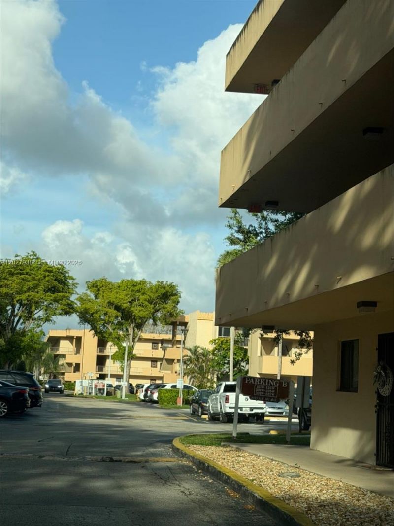 8415 SW 107th Ave , Unit 266W, Miami, FL 33173 Photo