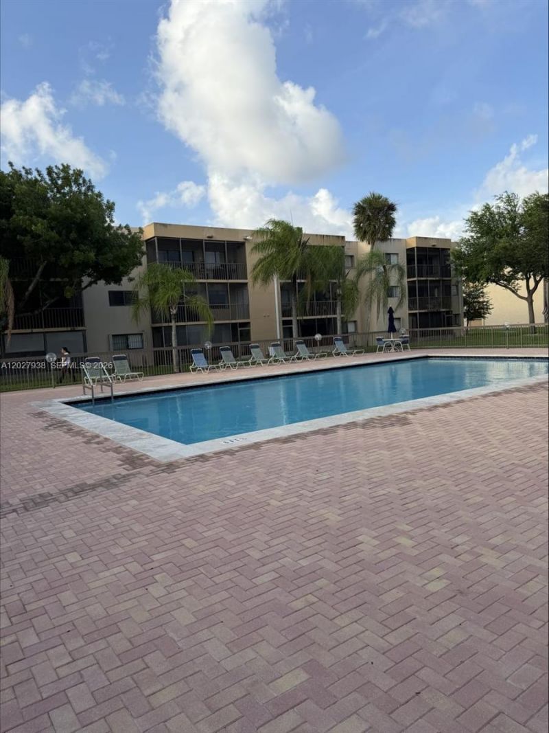 8415 SW 107th Ave , Unit 266W, Miami, FL 33173 Photo