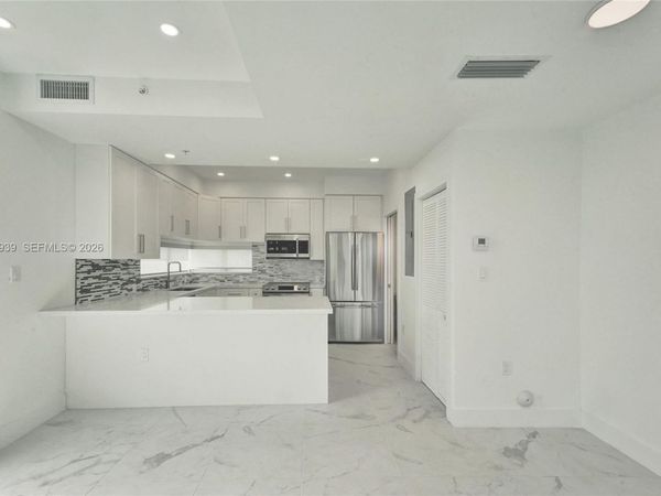 7645 Carlyle Ave , Unit 5, Miami Beach, FL 33141