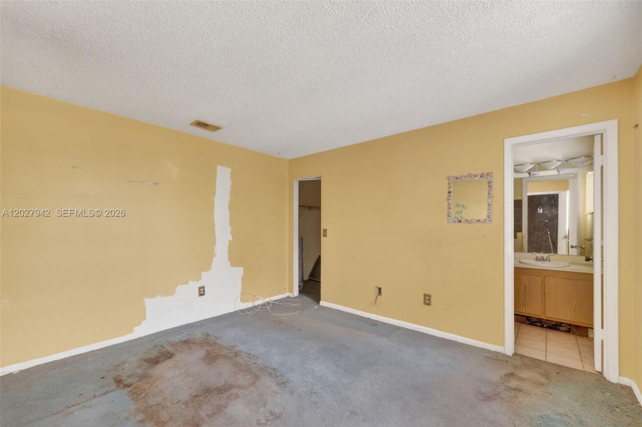 1427 Towhee St , Homestead, FL 33035 Photo