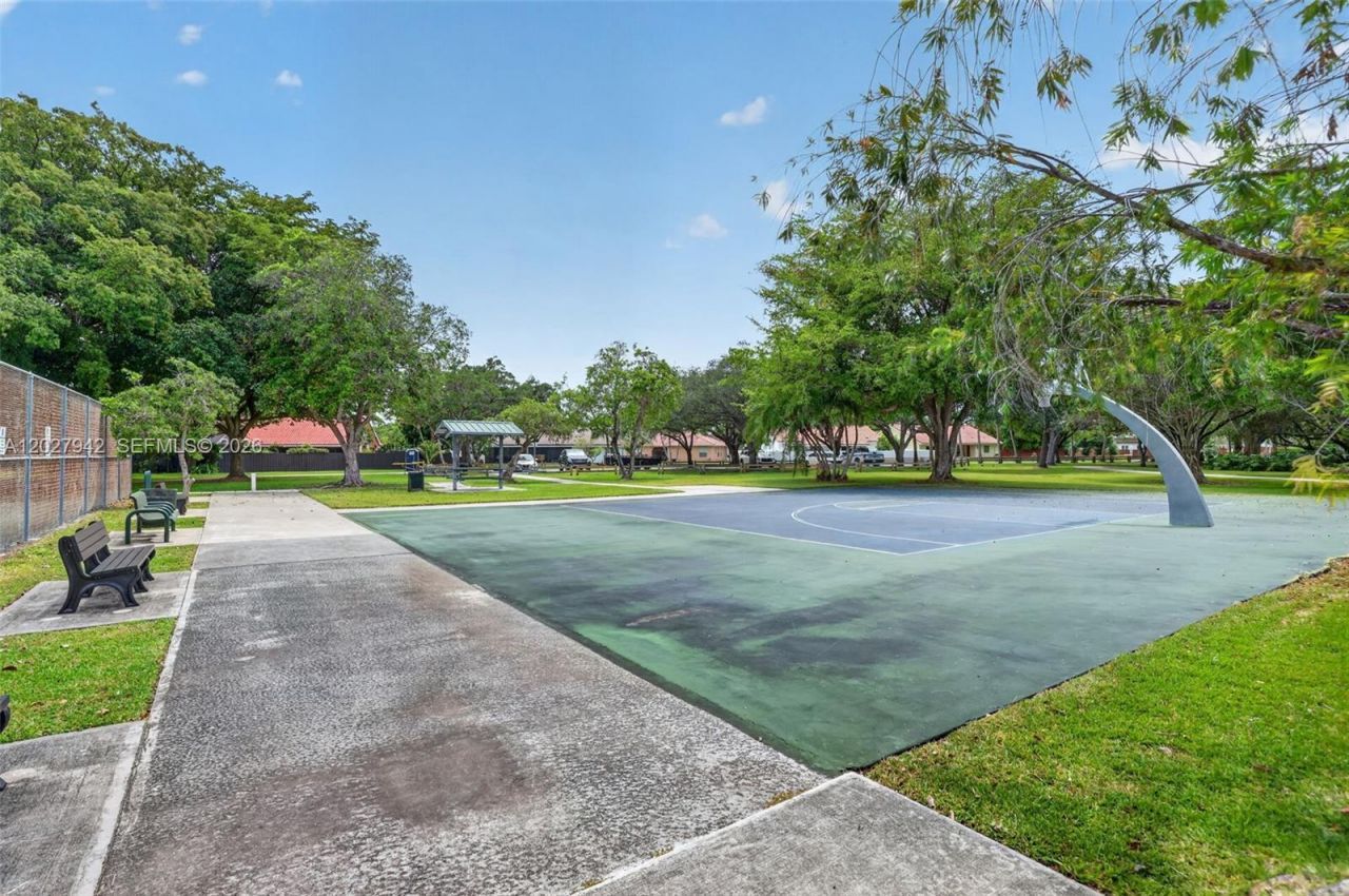 1427 Towhee St , Homestead, FL 33035 Photo