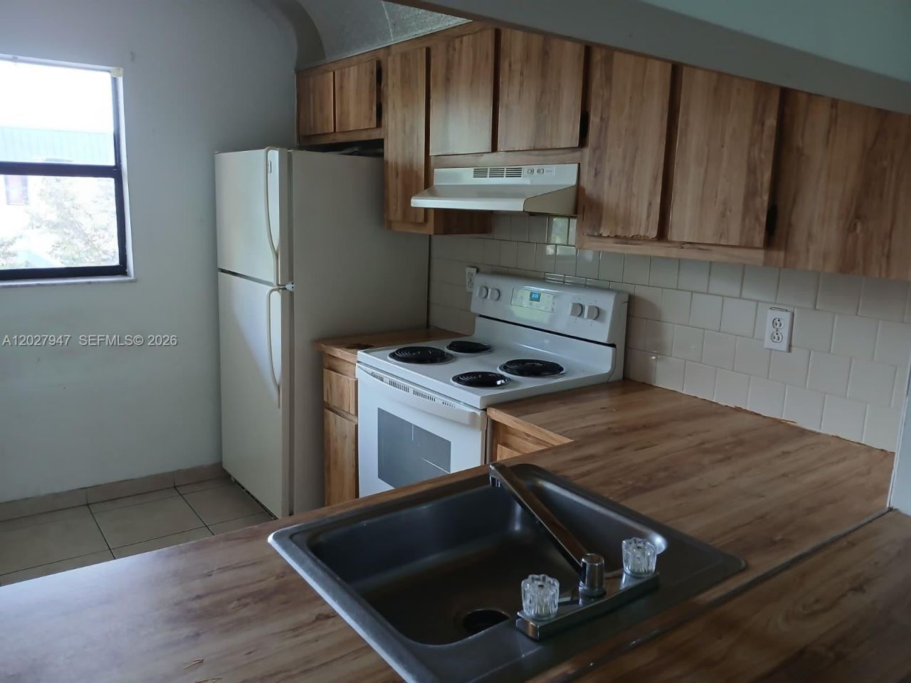 9141 NW 1st Ct , Unit 204, Pembroke Pines, FL 33024 Photo