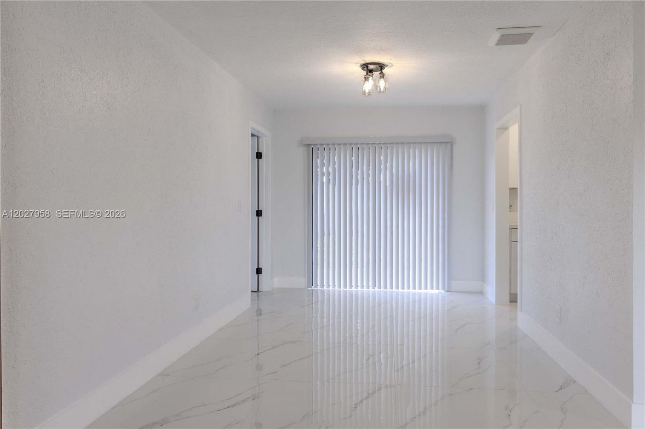 1648 Coral Point Dr , Cape Coral, FL 33990 Photo