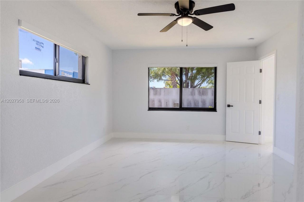 1648 Coral Point Dr , Cape Coral, FL 33990 Photo