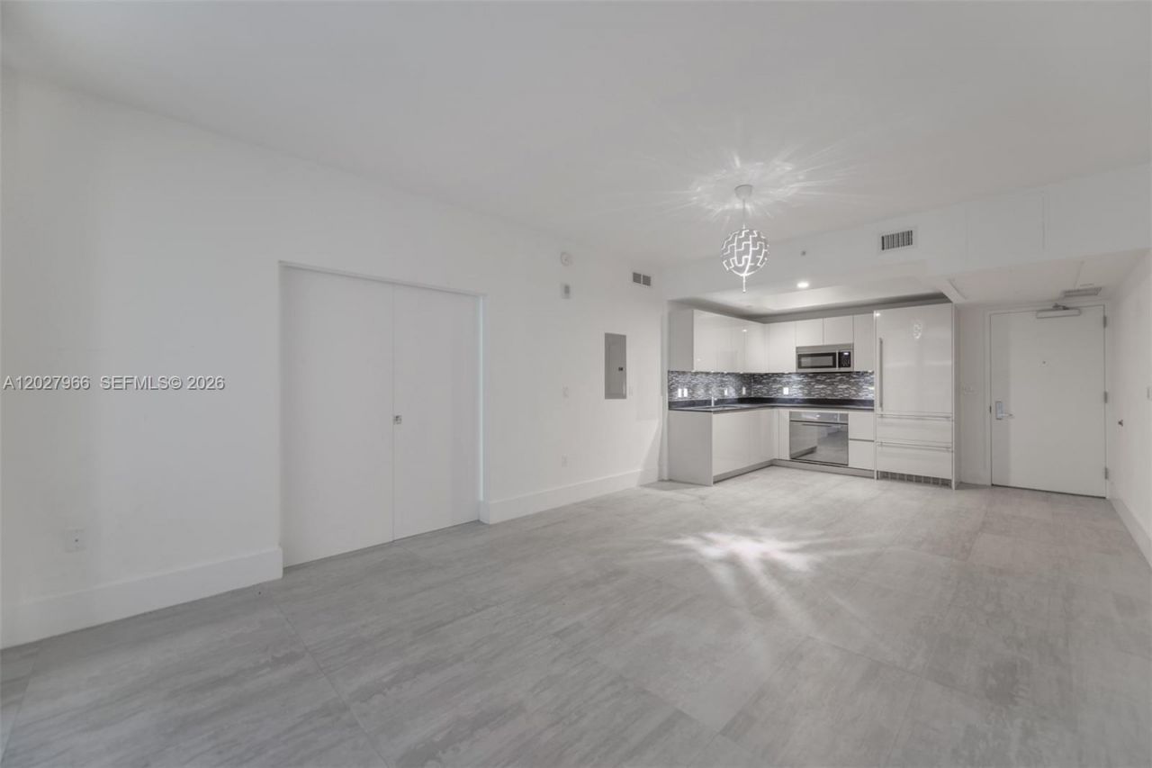 1010 Brickell Ave , Unit 4607, Miami, FL 33131 Photo