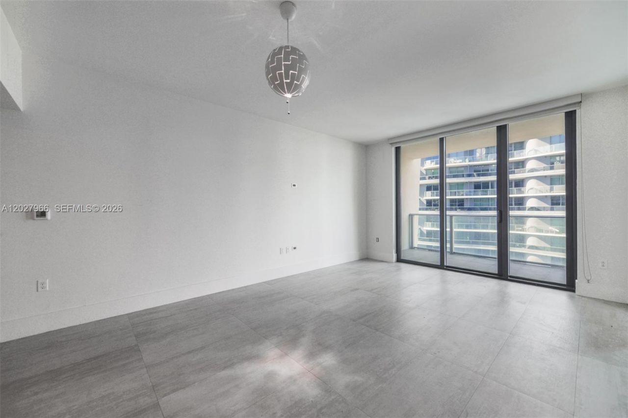 1010 Brickell Ave , Unit 4607, Miami, FL 33131 Photo